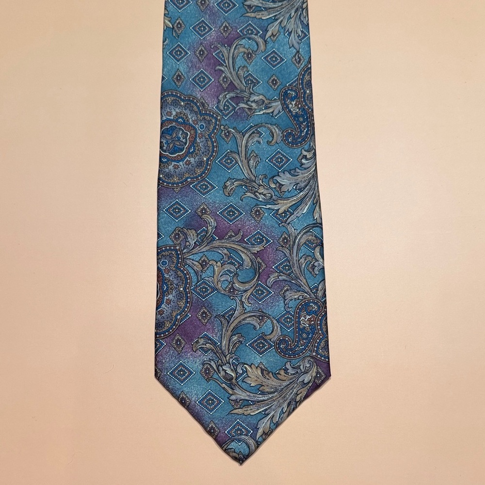 💜3/$15 Mallory & Church Tall Paisley Silk Tie